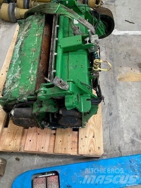 John Deere 8500i Self-propelled foragers