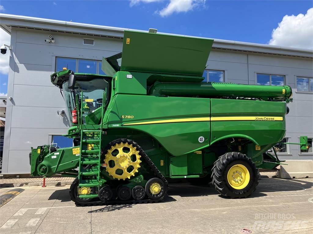 John Deere S780 Combine harvesters