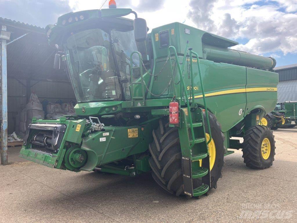 John Deere S780i HM Combine harvesters