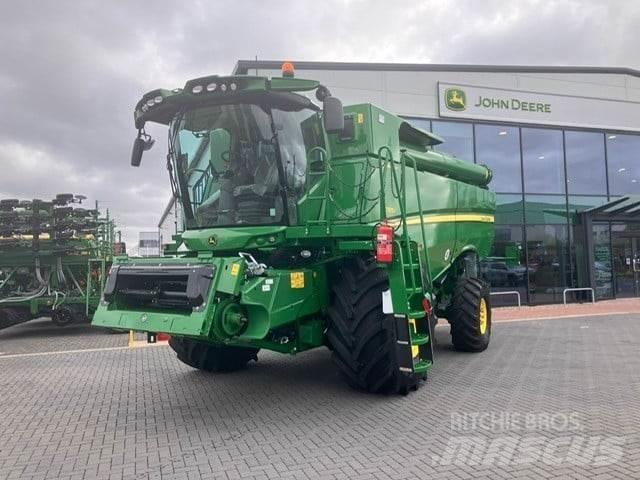 John Deere S785 HM Combine harvesters