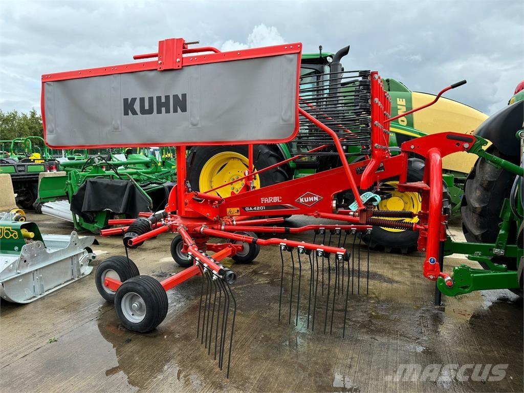 Kuhn GA 4201 Rakes and tedders