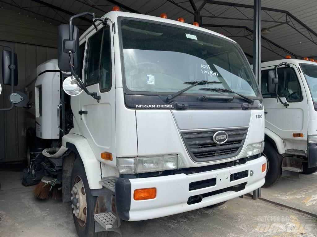 UD 3300 Sweeper trucks