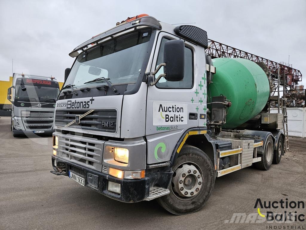 Volvo FM12 Concrete trucks