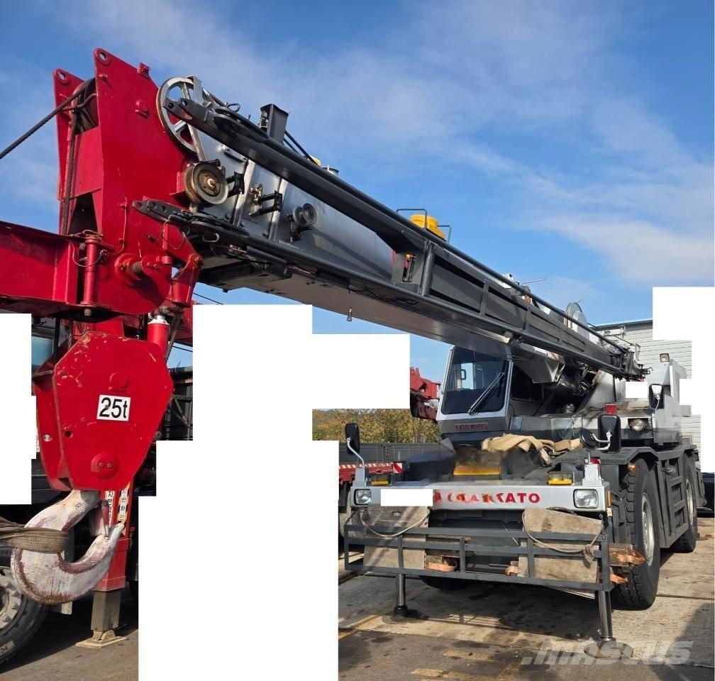 Kato KR 25 H V-3 All terrain cranes