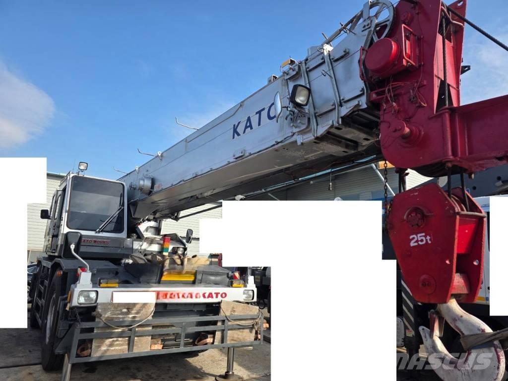Kato KR 25 H V-3 All terrain cranes