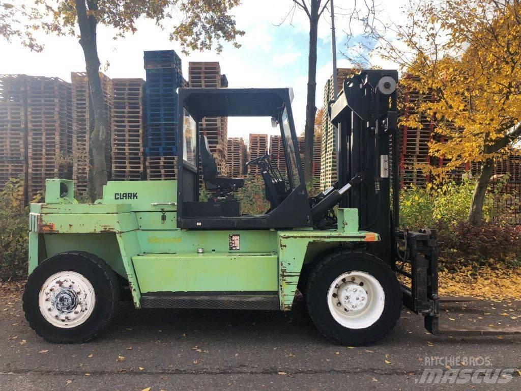 Clark DPL100 Diesel trucks