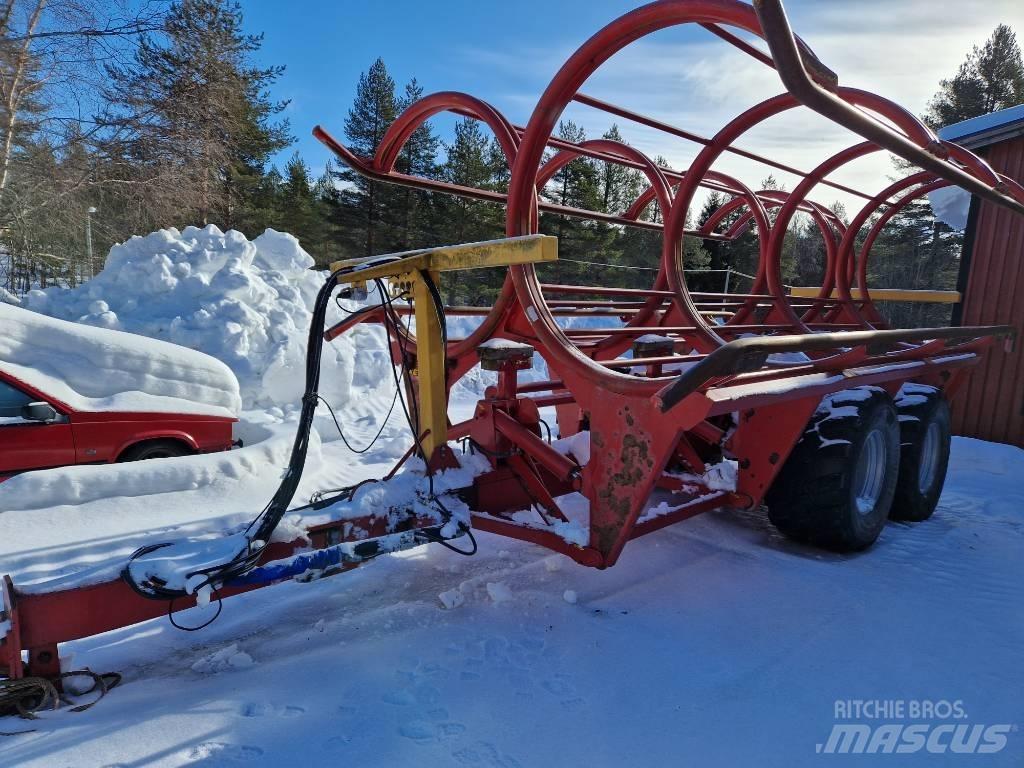 Keltec  Bale Chaser Bale trailers