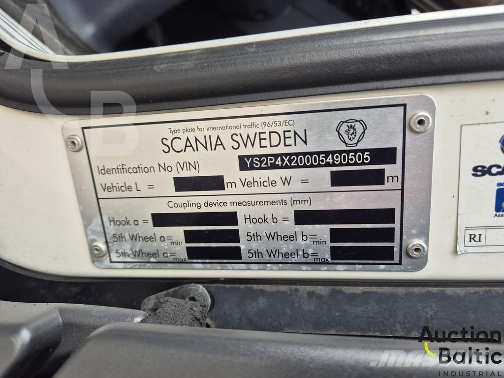 Scania P 450 Chassis Cab trucks