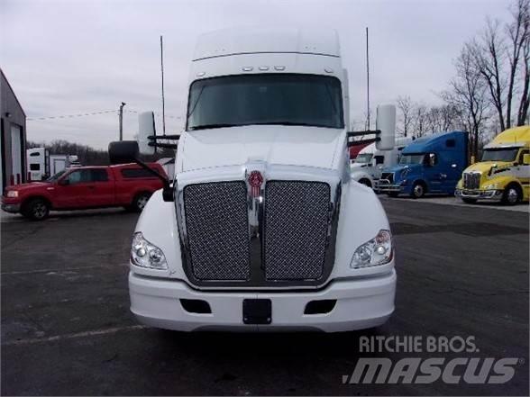 Kenworth T680 Tractor Units
