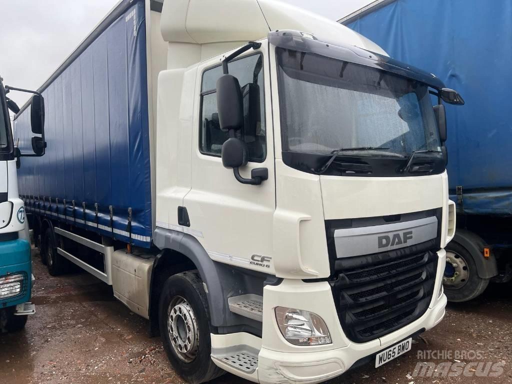 DAF CF 330 Curtainsider trucks