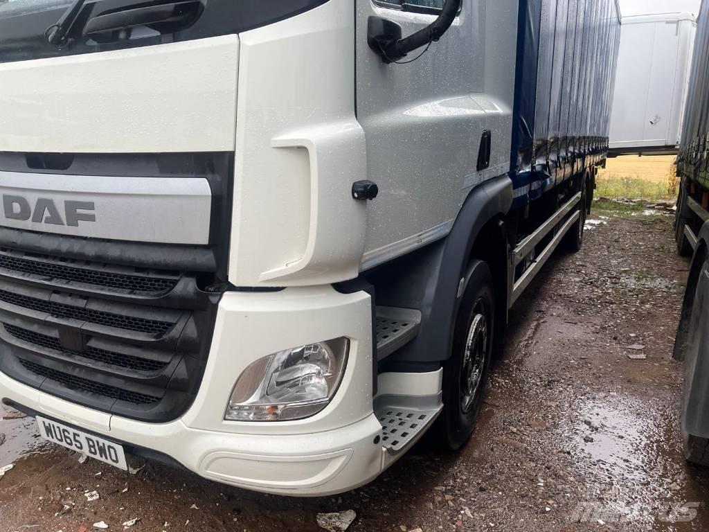 DAF CF 330 Curtainsider trucks