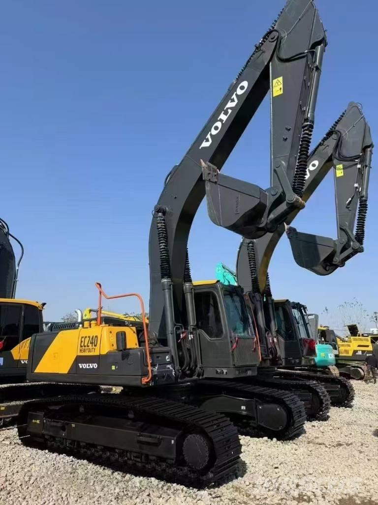 Volvo EC 240 Crawler excavators