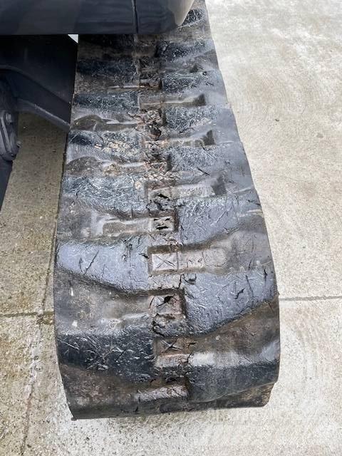 Hitachi 85 USB Midi excavators  7t - 12t