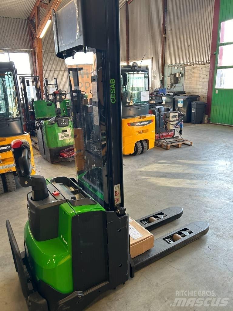 Cesab S 214L Pedestrian stacker