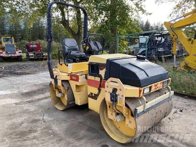 Dynapac CC 142 Twin drum rollers