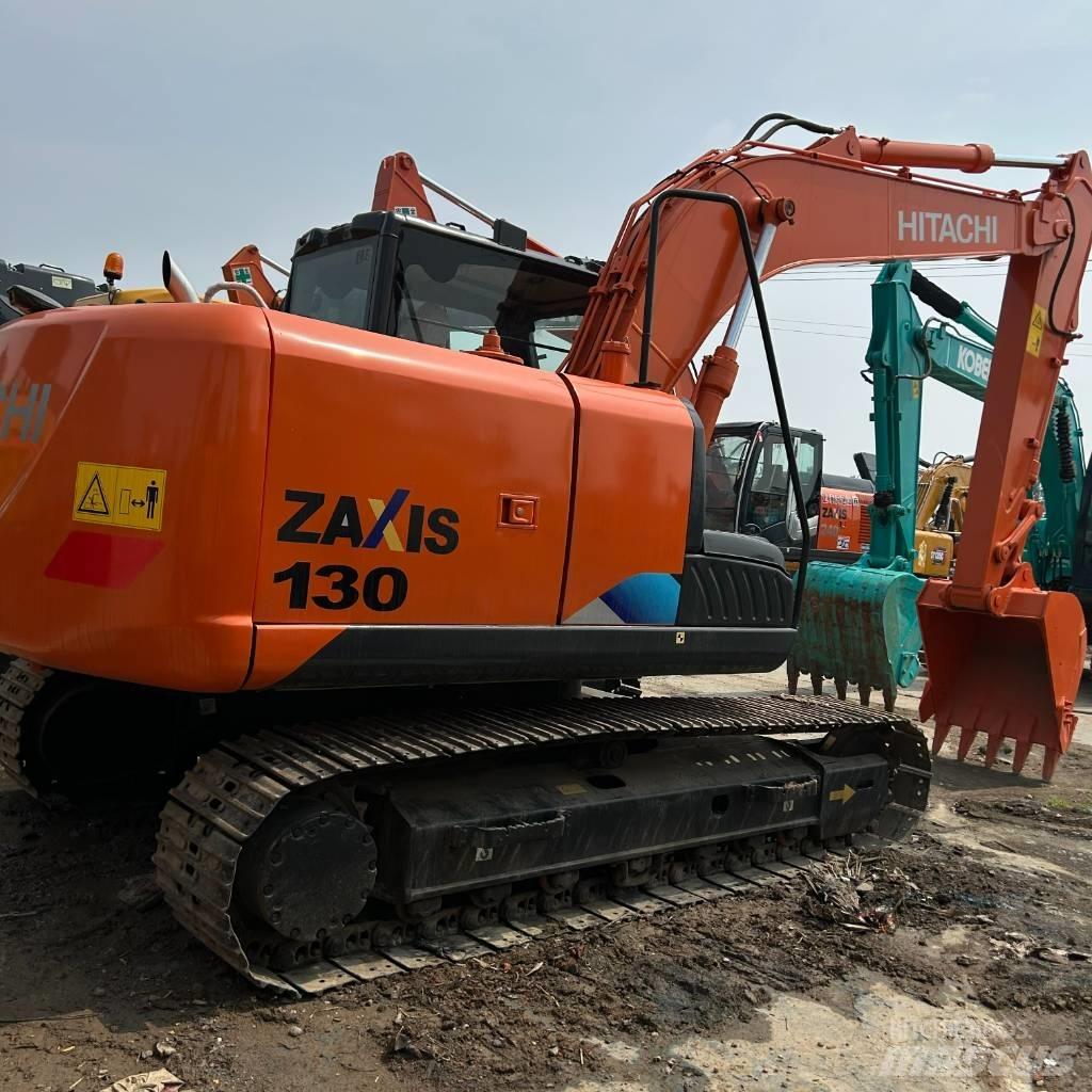 Hitachi 130 Crawler excavators