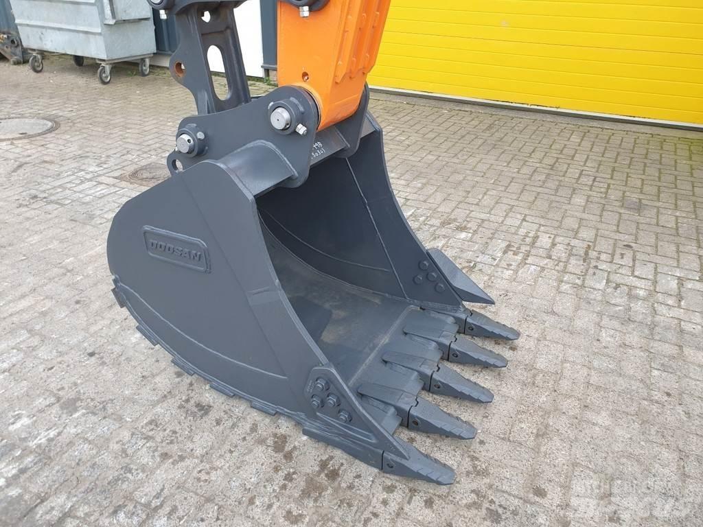Develon DX140LC Crawler excavators