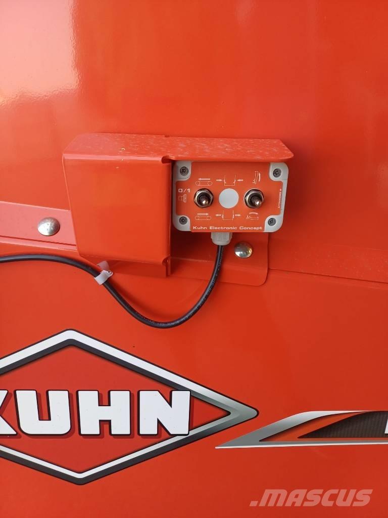 Kuhn Primor 2060 M Bale shredders, cutters and unrollers
