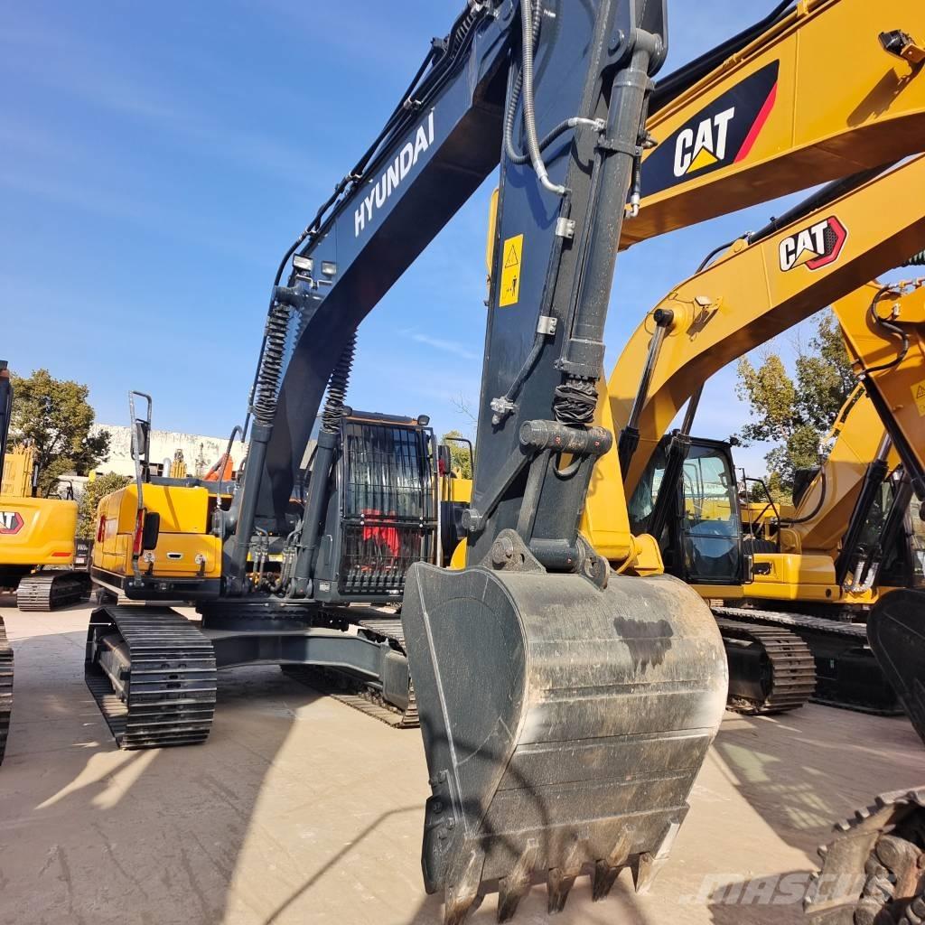 Hyundai 220LC-9T Crawler excavators