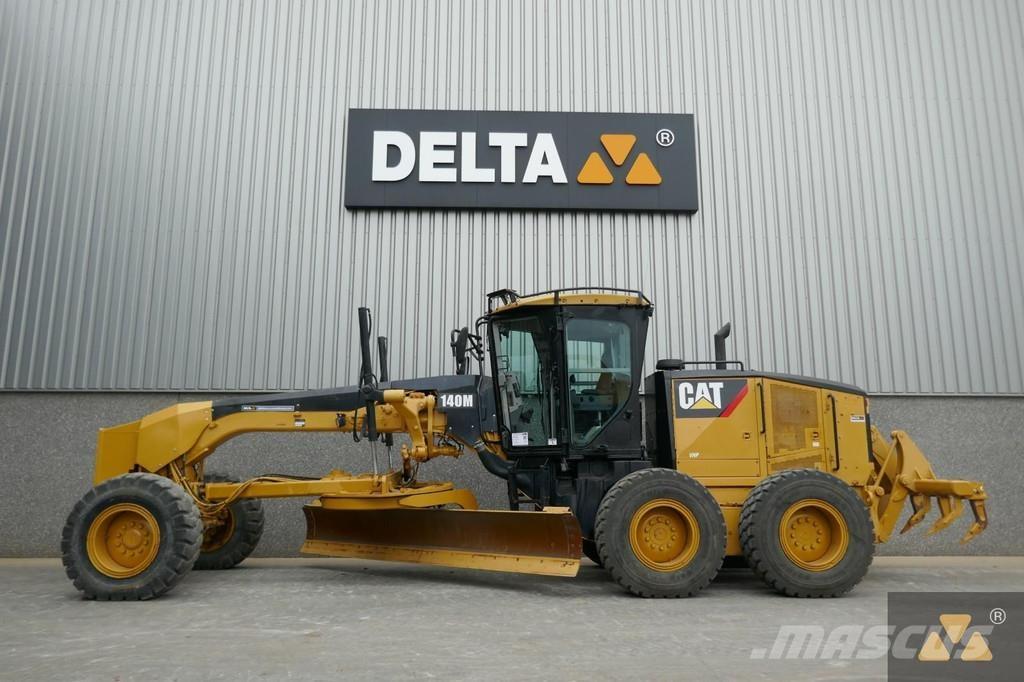 CAT 140M Graders