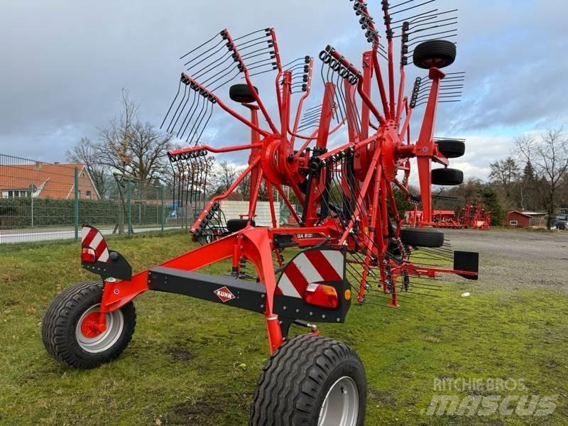 Kuhn GA8131 Swathers