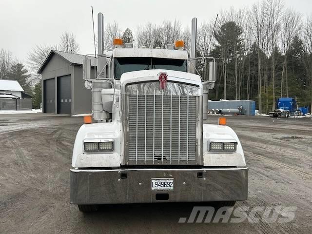 Kenworth W 900 L Tractor Units