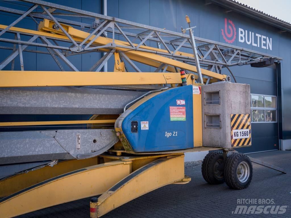 Potain IGO 21 Self erecting cranes