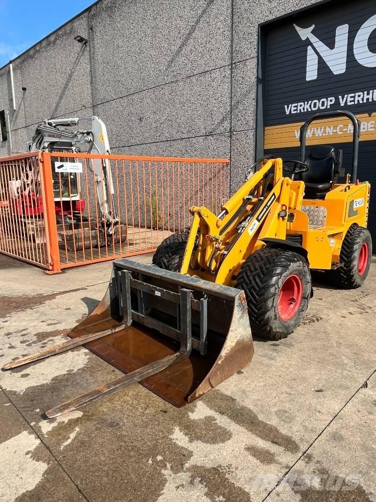 Knikmops KM 250 Wheel loaders