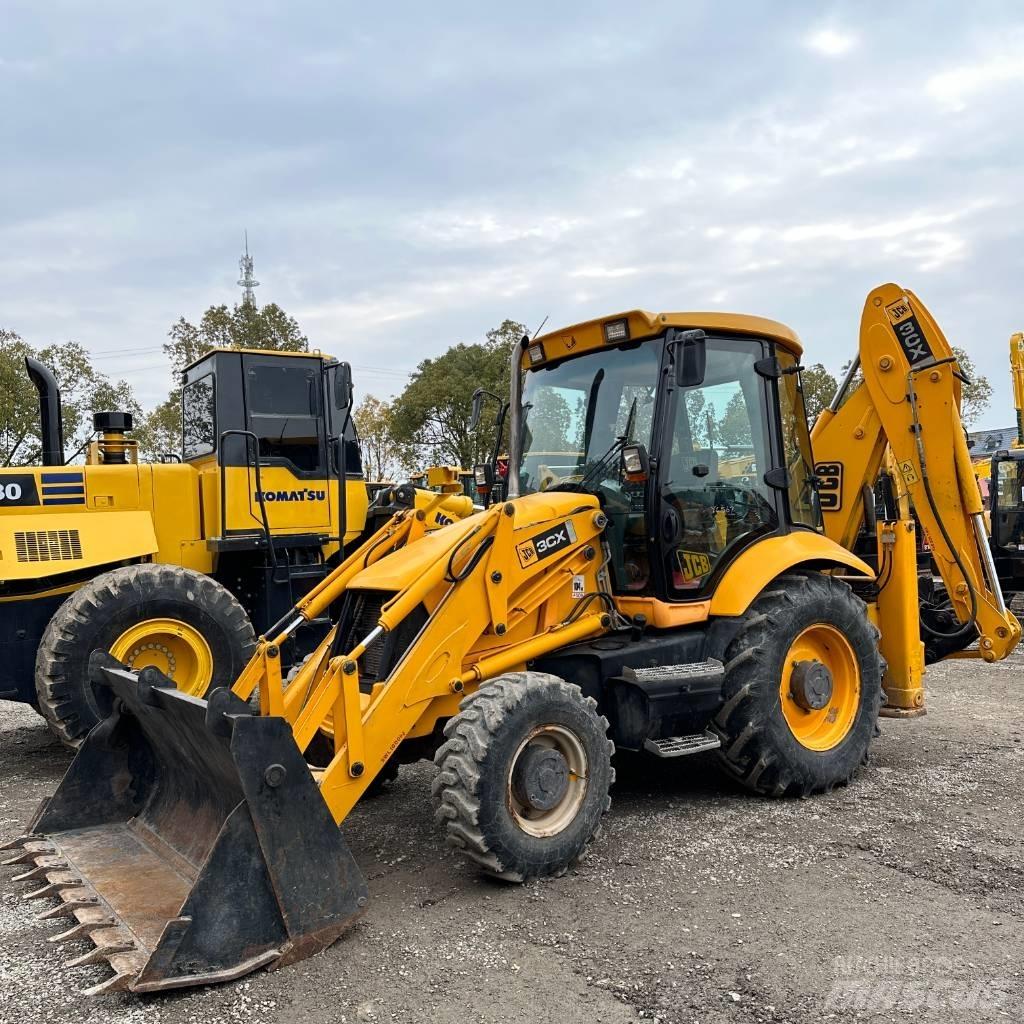 JCB 3 CX Backhoe loaders
