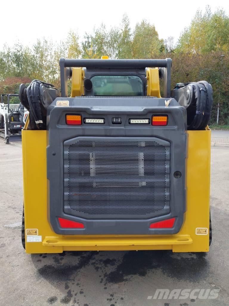 XCMG XC7-TV12 Crawler loaders