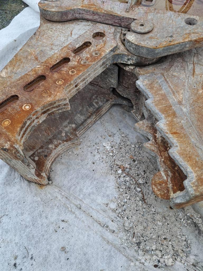 Demarec MQP 60 U Crushers