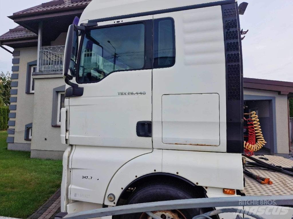 MAN TGX 440 Tractor Units