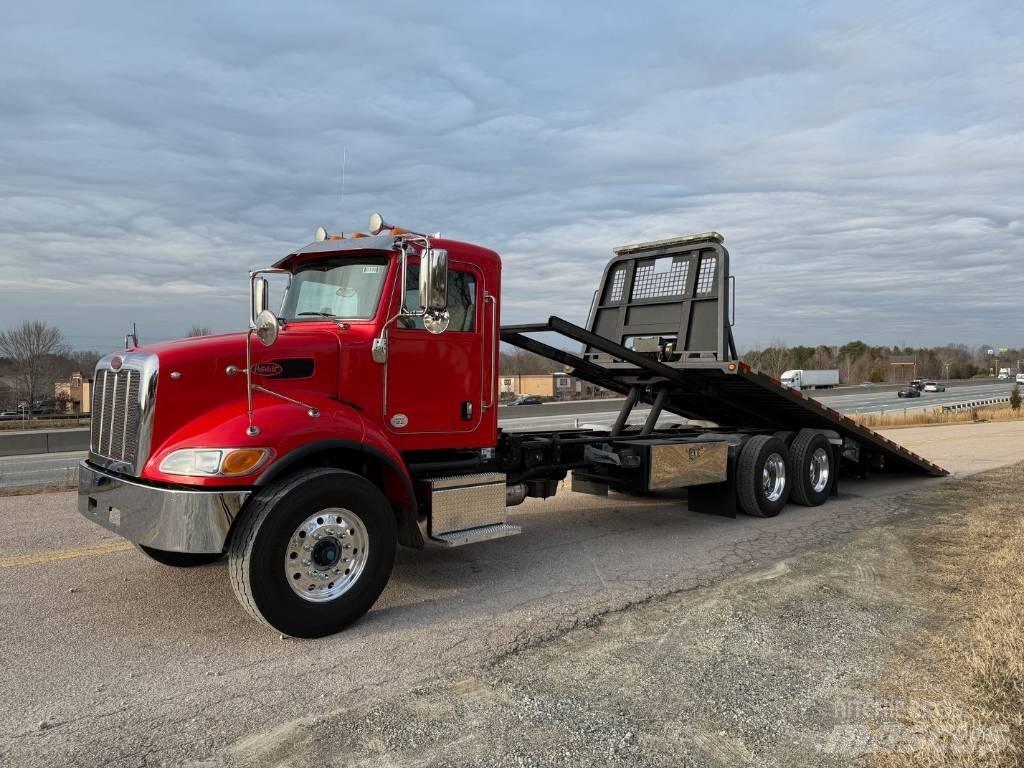 Peterbilt 348 Recovery vehicles