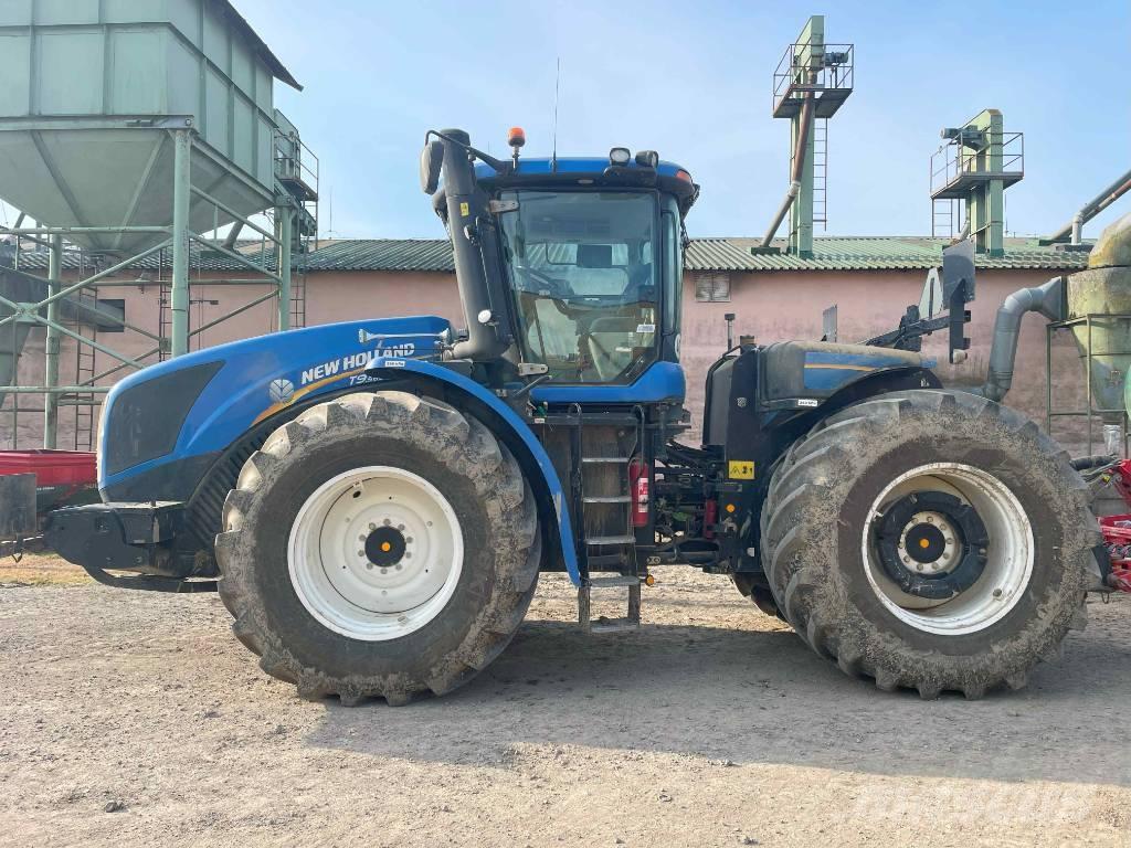 New Holland T 9.560 Tractors