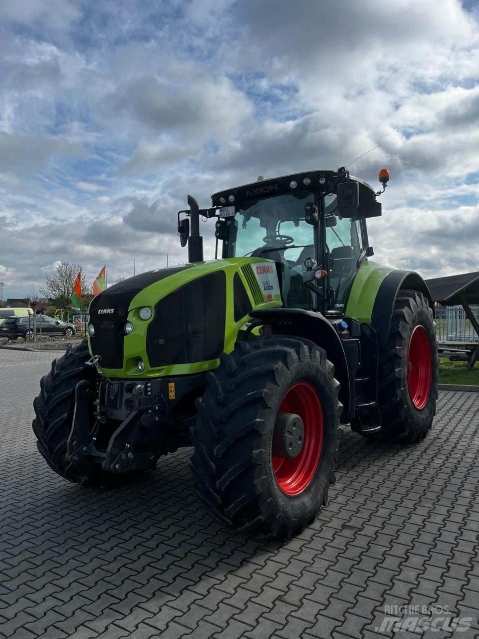 CLAAS Axion 940 Tractors