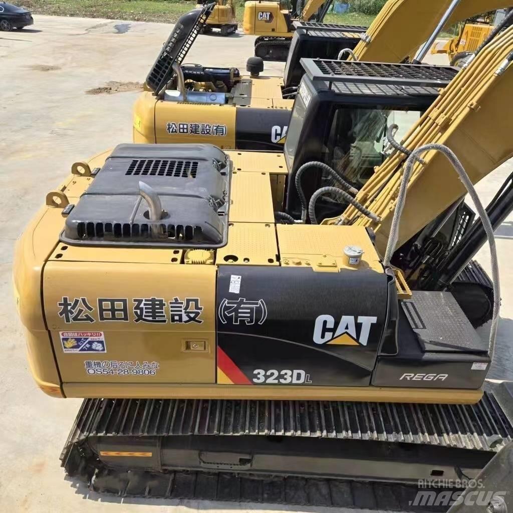 CAT 323 D Crawler excavators
