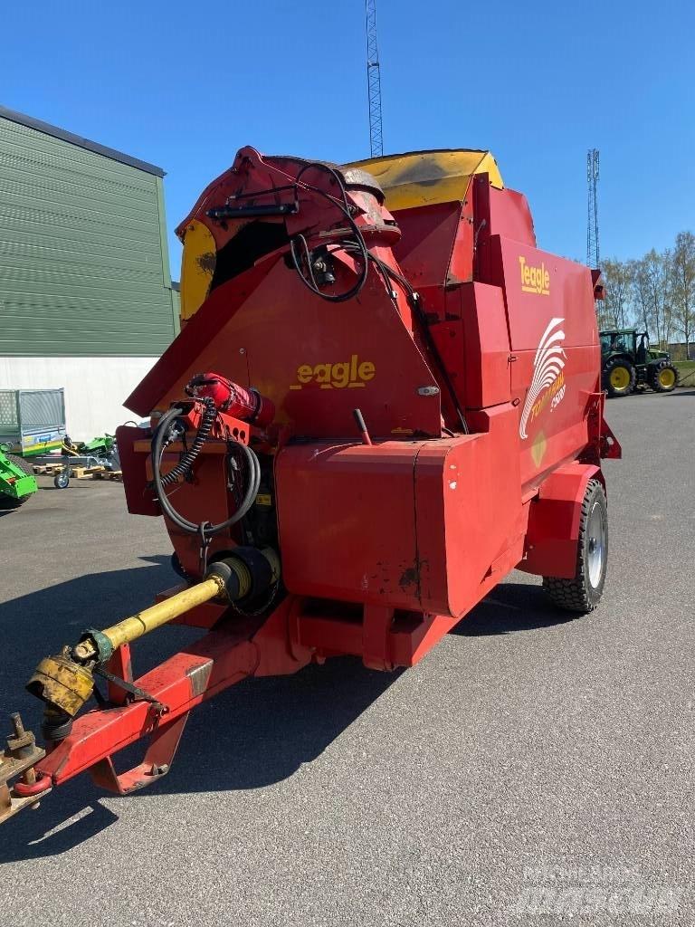 Tomahawk Teagle 9500 Bale shredders, cutters and unrollers