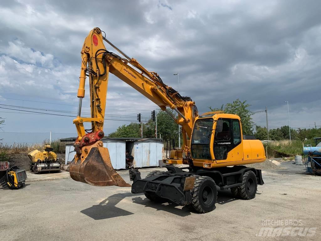 Hyundai ROBEX 170W-3 Wheeled excavators
