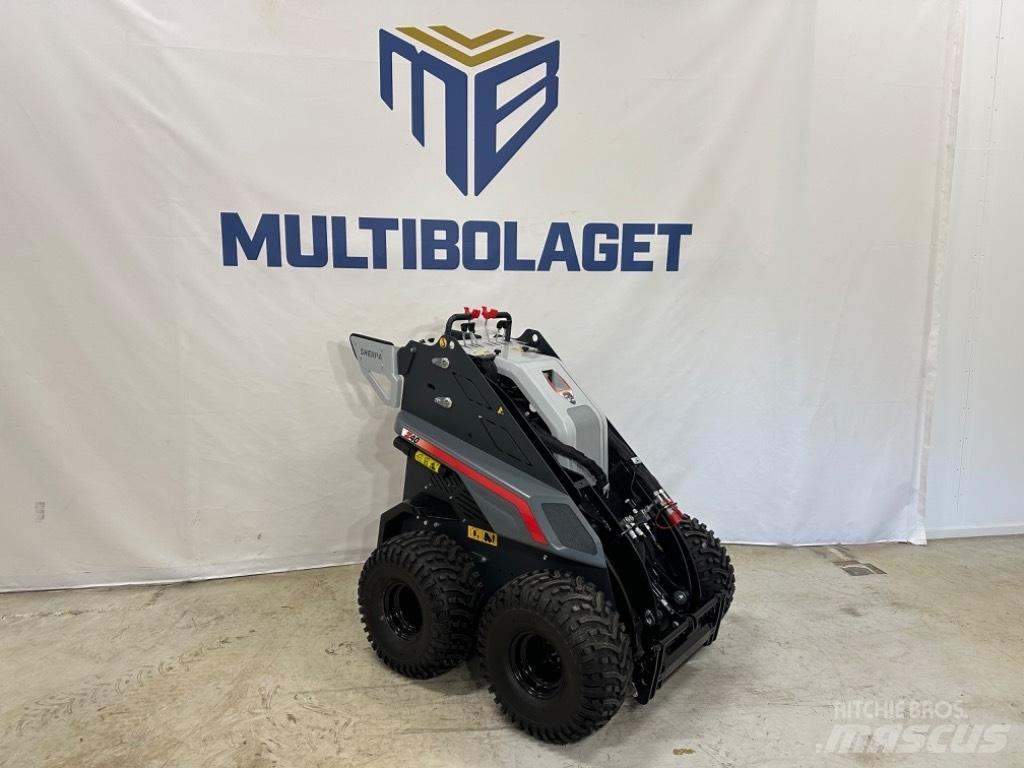 Sherpa Z40 Multi purpose loaders