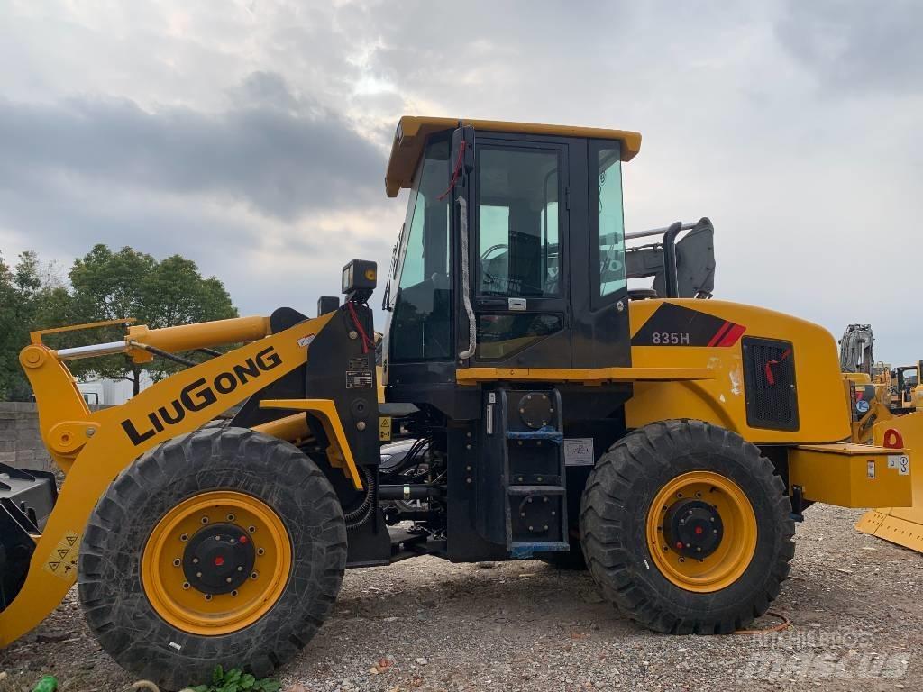 LiuGong 835H Crawler loaders