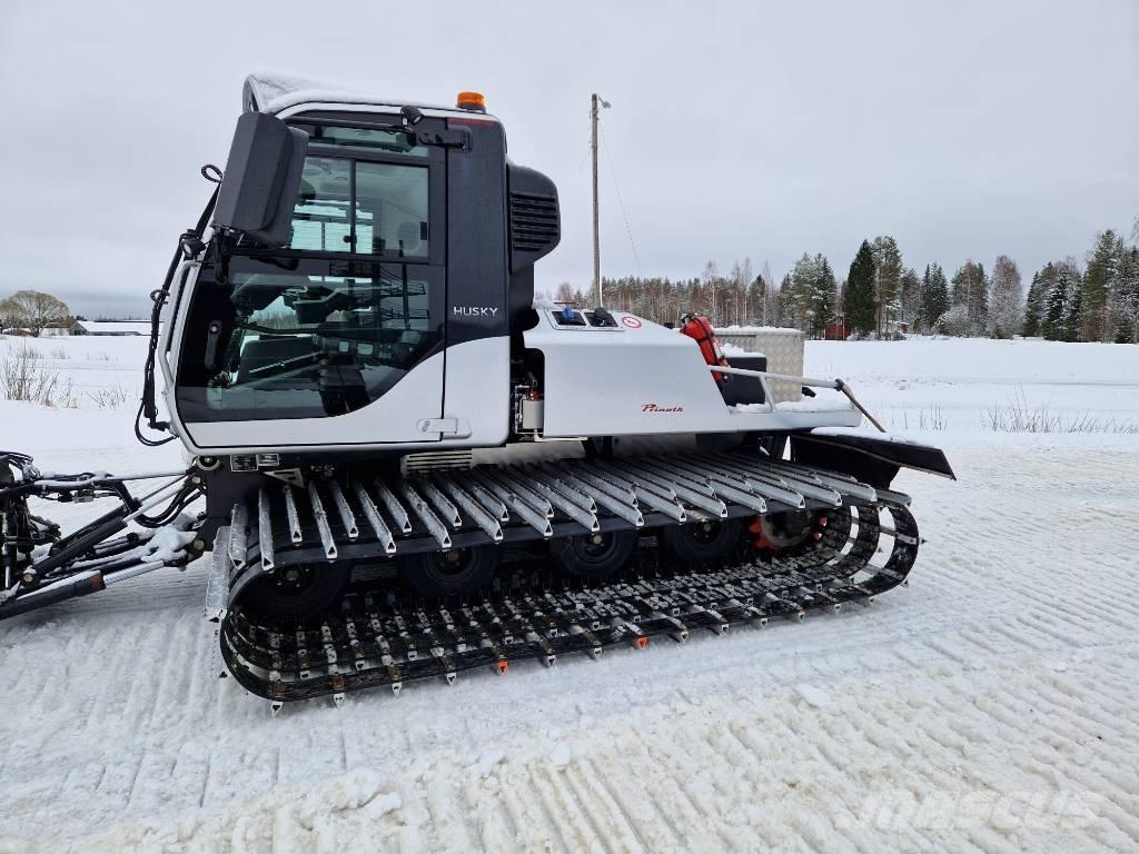 Prinoth Husky 4F Snow groomers