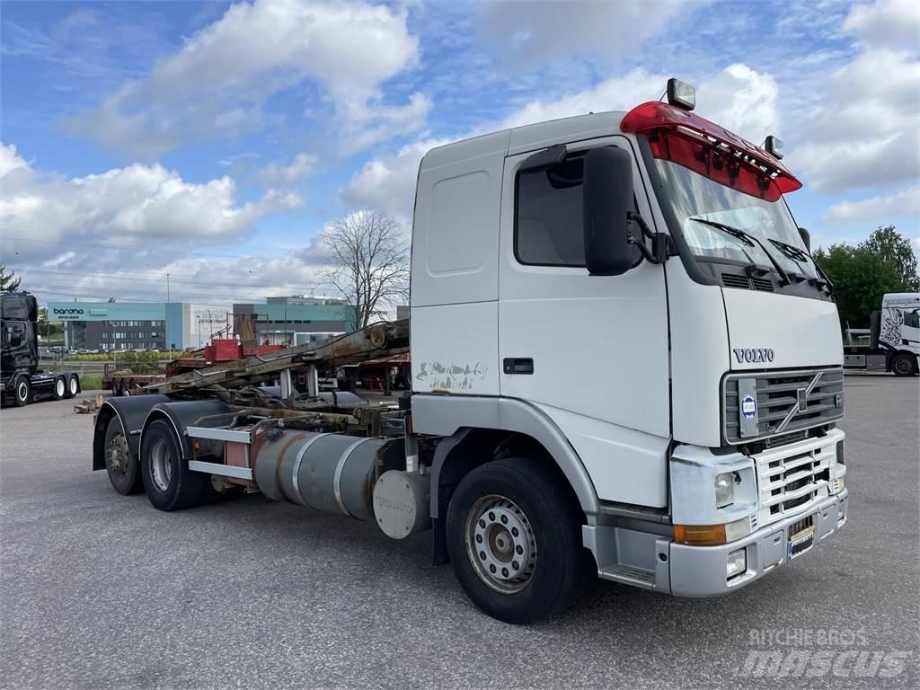 Volvo FH12 6x2 Cable lift demountable trucks