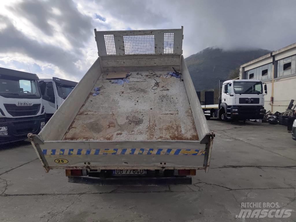 Isuzu NPR77G-5DX Crane trucks