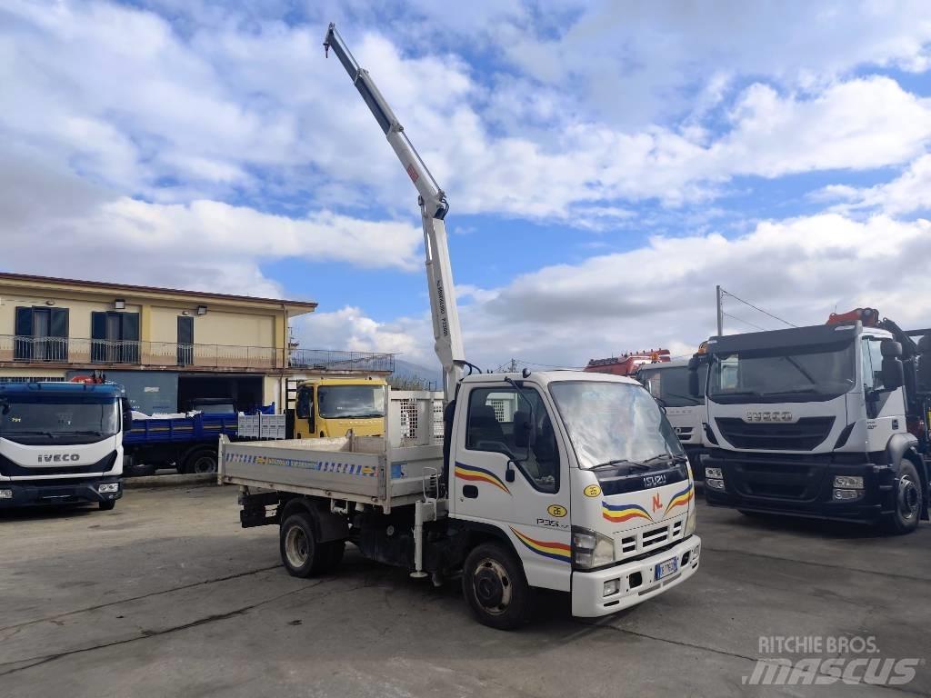 Isuzu NPR77G-5DX Crane trucks