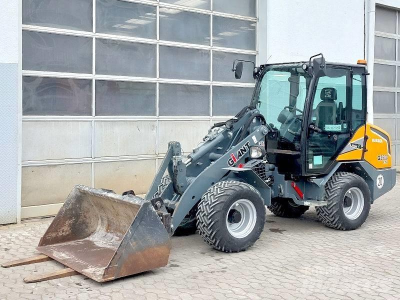 Giant G 3500 X-Tra Skid steer loaders