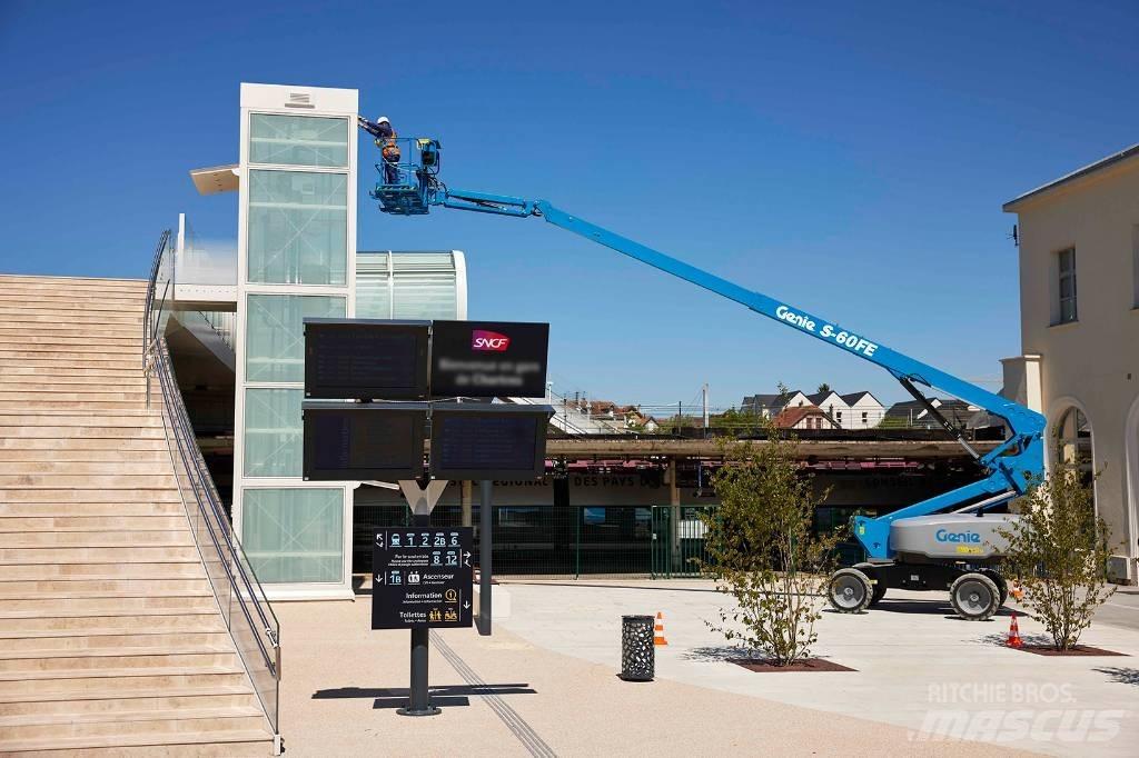 Genie S 60 FE Articulated boom lifts