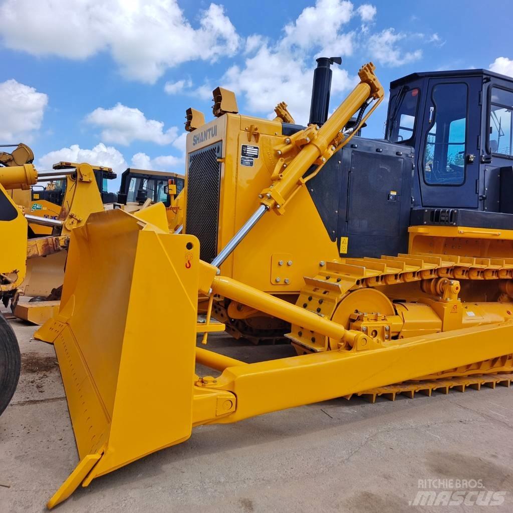 Shantui SD 32 Crawler dozers