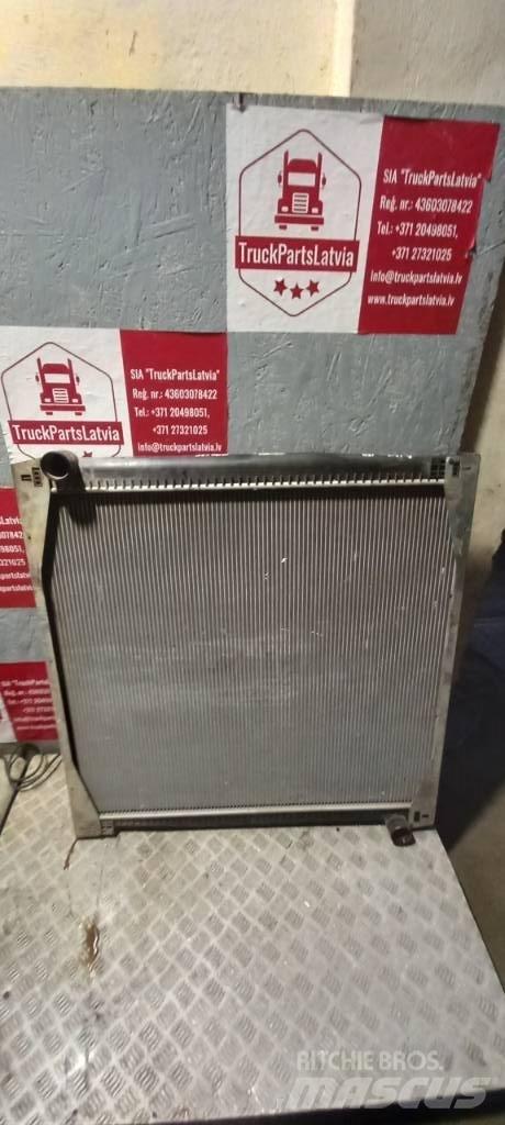 Scania 94 D.    1397435 Radiators