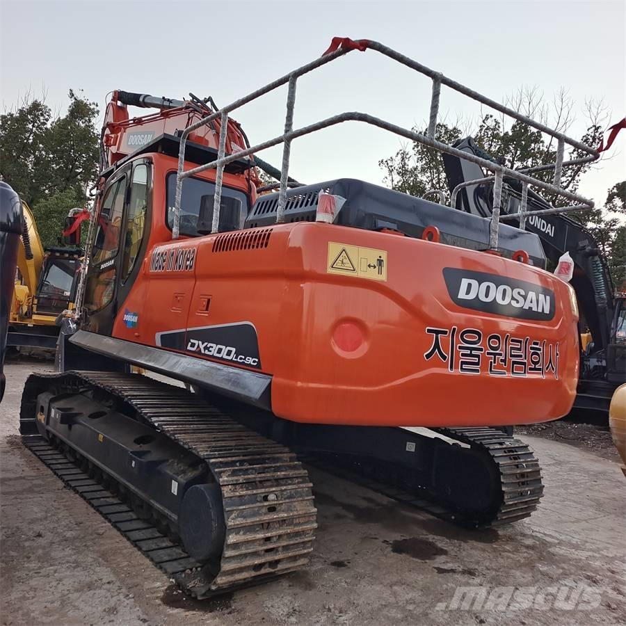 Doosan DX 300LC-9C Crawler excavators