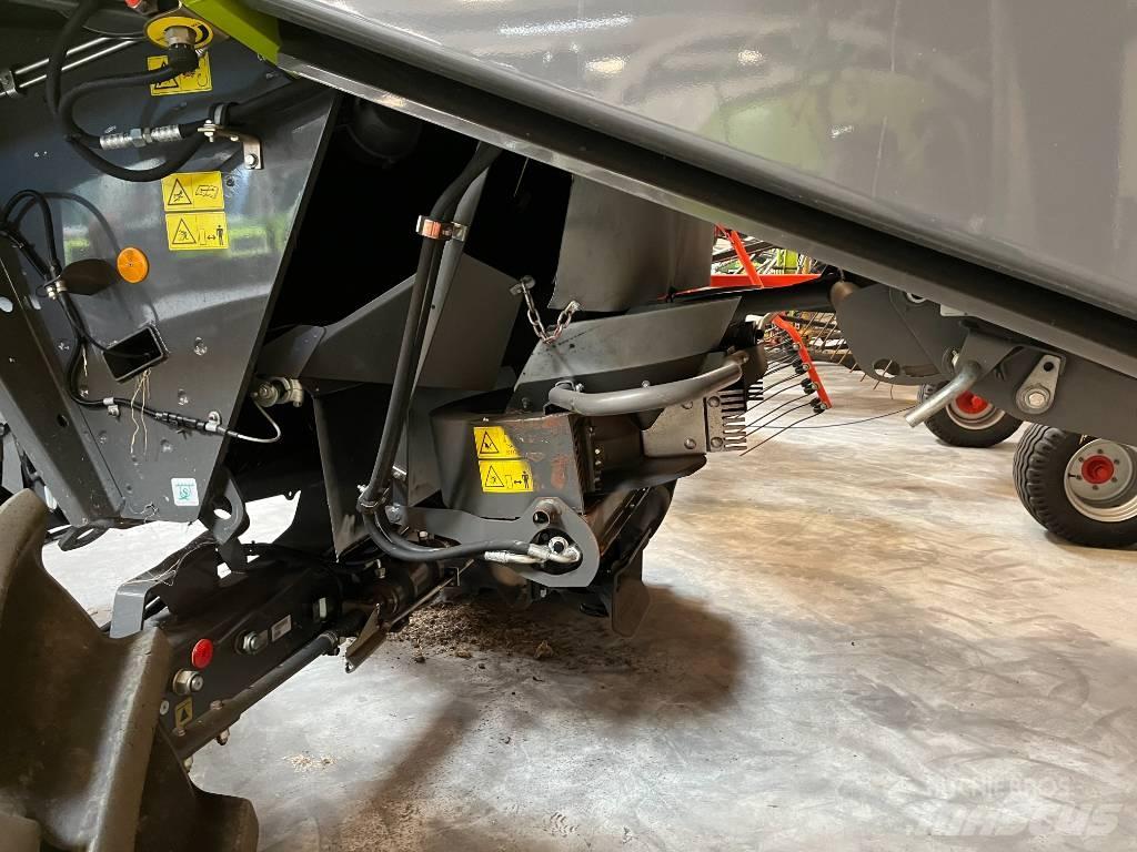 CLAAS LEXION 660 Combine harvesters